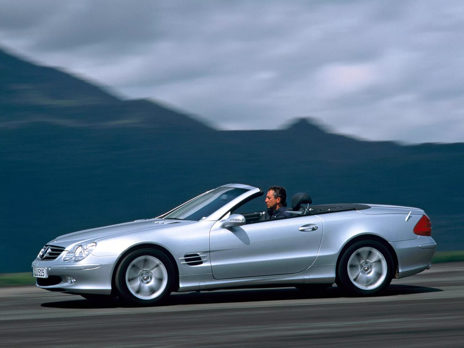 Mercedes benz sl 350 amg. Mercedes-benz sl350 в 2003.