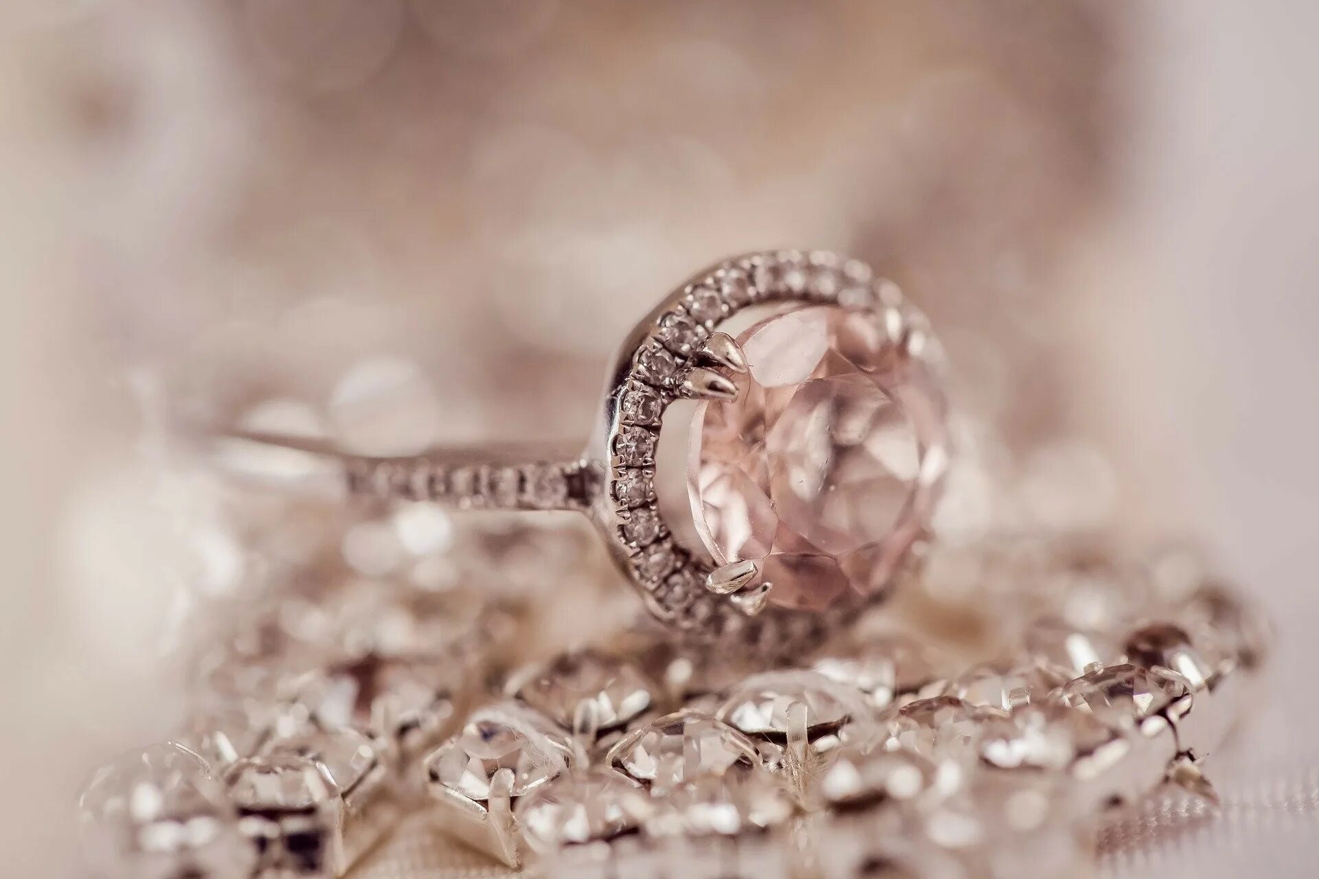 Даймонд джевелери. Красивые кольца. Украшения с бриллиантами. Ювелирное украшение высокое качество.