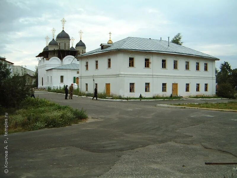 бани донской монастырь. спасское владимирская область дом крикушиных. с. г. мирожский монастырьбрацкий корпус.