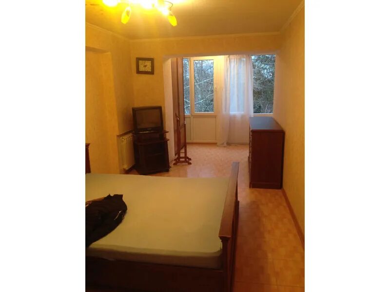 алушта двухкомнатный. гостевой дом равенна алушта. найти на фото переулок коллективный 7 в алуште двухкомнатную квартиру. улица багликова алушта южная ночь отель крым. алушта двухкомнатный.