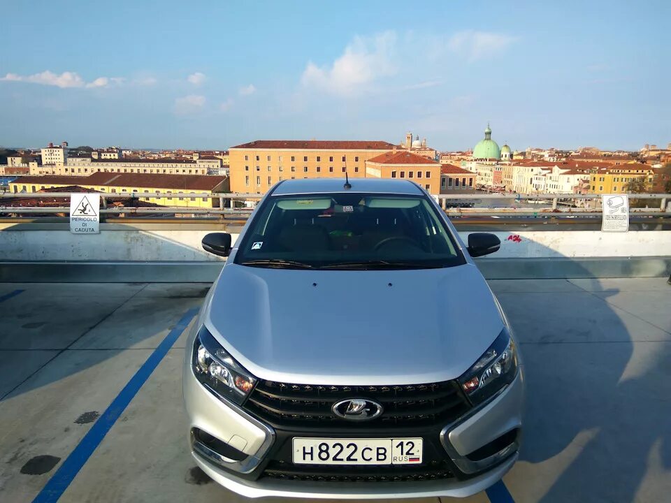 Lada (ВАЗ) Vesta 1 поколение, седан - технические характеристики, модельный ряд,