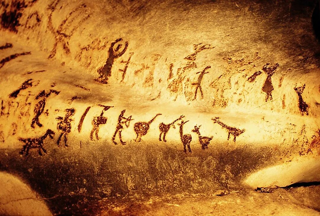 Живопись древних людей. Стена предков. Фотокарточки на стене. Ущелье валлторта испания наскальная живопись. Стена предков.