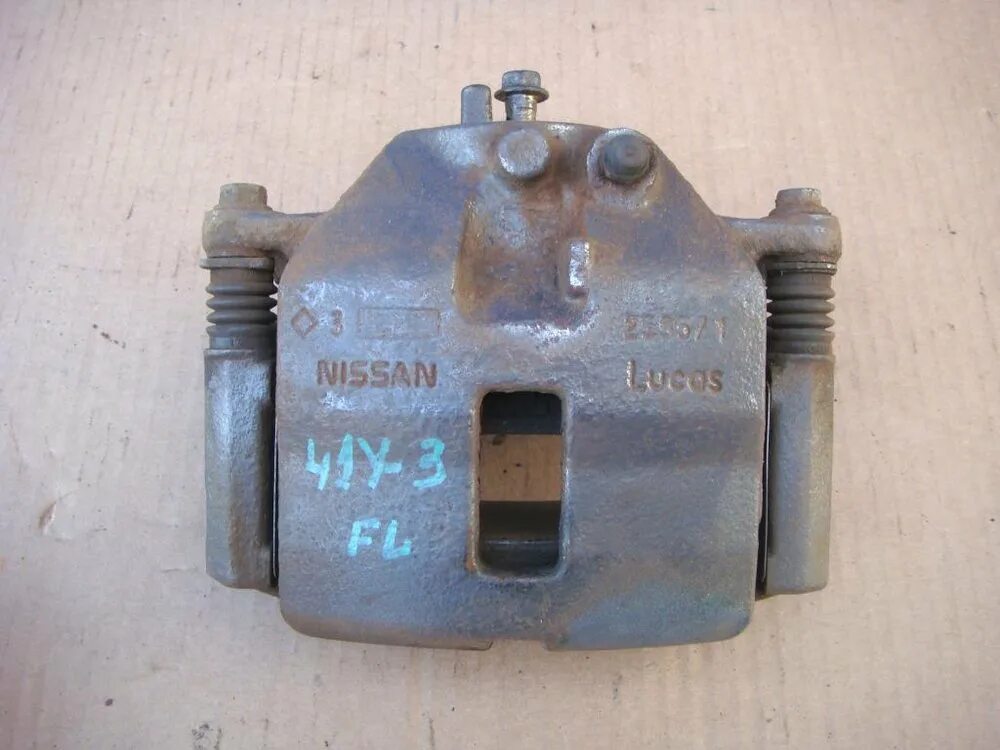 Задний суппорт ниссан примера. Суппорт nissan primera p12. nissan p12 передний суппорт. передние суппорта nissan primera p12. передний суппорт nissan primera p12 направляющие.