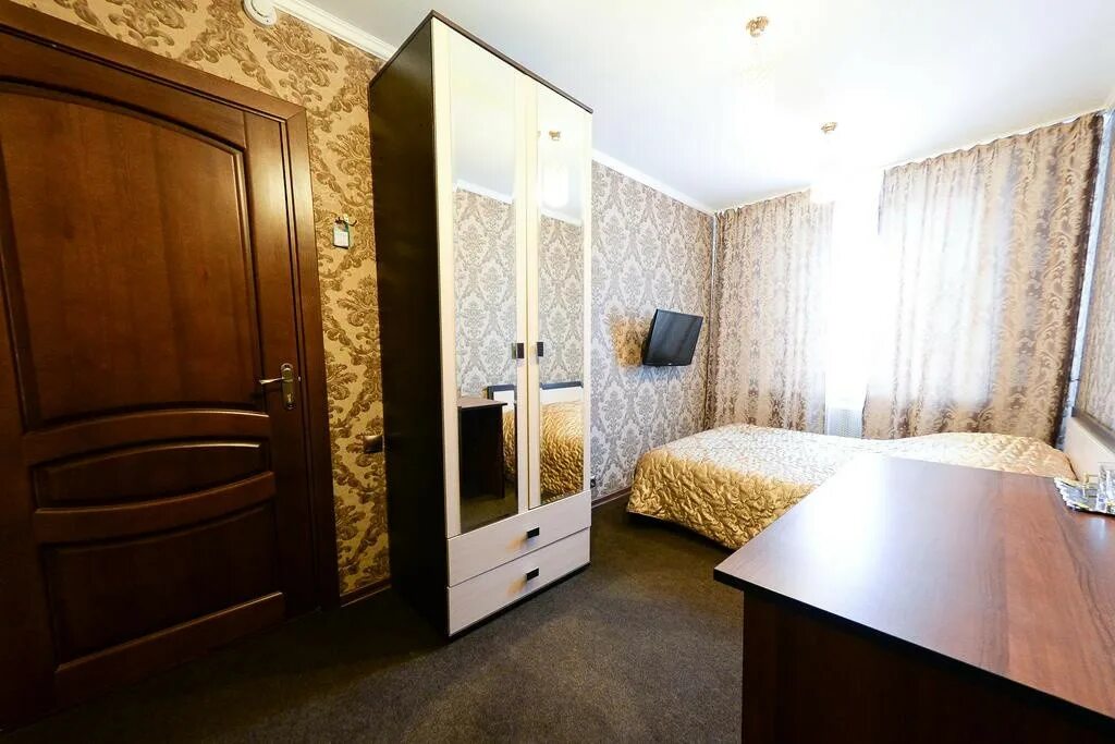 Гостиница уралочка в заречном. Гостиница уралочка заречный коридор. Гостиница тахов заречный свердловская область. Гостиница заречный свердловская область. Гостиница лесная город заречный свердловская область.