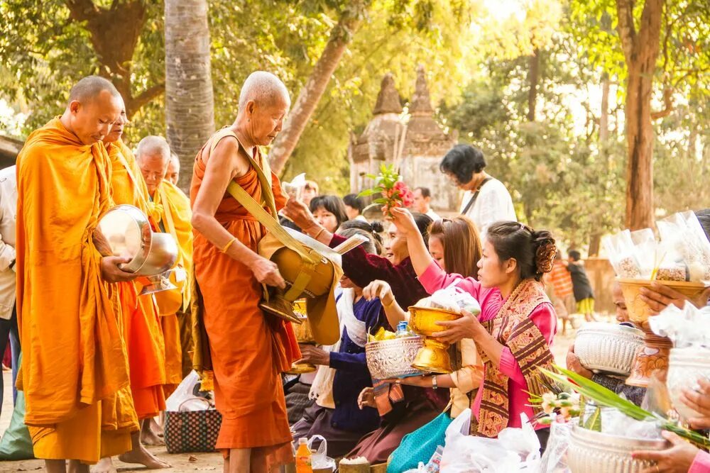 Лаос особенности страны. Лаос население. Традиции Лаоса. Лаос культура. Лаос люди.
