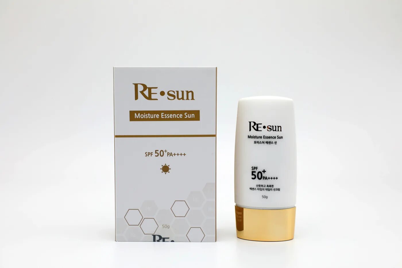 Essence 50 spf. Re Sun SPF 50 Moisture Essence. Re Sun Moisture Essence Sun SPF 50 крем. Re Sun SPF 50+ pa++++ Moisture Essence Sun. СПФ для лица дешевый эллипс.