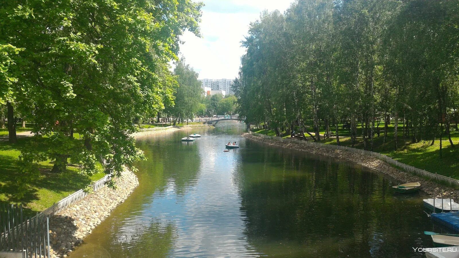 Парк Алтуфьево. Парк Лианозово Москва. Лианозово (парк культуры и отдыха). Алтуфьевский пруд в парке «усадьба Алтуфьево».