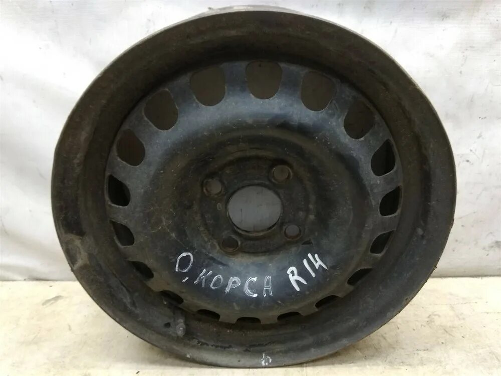 Опель корса на штамповках. Диск колесный опель корса д. Штампованные диски nissan. Диски опель корса д r16. Диски для countryman f60.