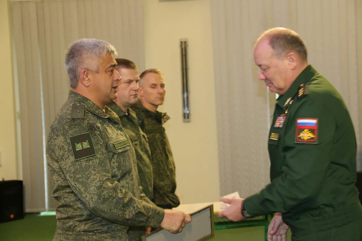 Штаб южного военного округа ростов-на-дону. Барабанщикова валентина владимировна министерство обороны муж. Магомед хандаев минобороны. Хандаев магомед гасанович минобороны. Центр юво.