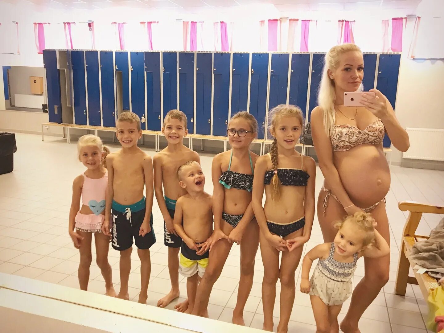 Екатерина кириченко многодетная мать. Деревенский дневник многодетной семьи. Оля быкова деревенский дневник. Оля быкова многодетная мама. Деревенский дневник многодетной мамы ольги.