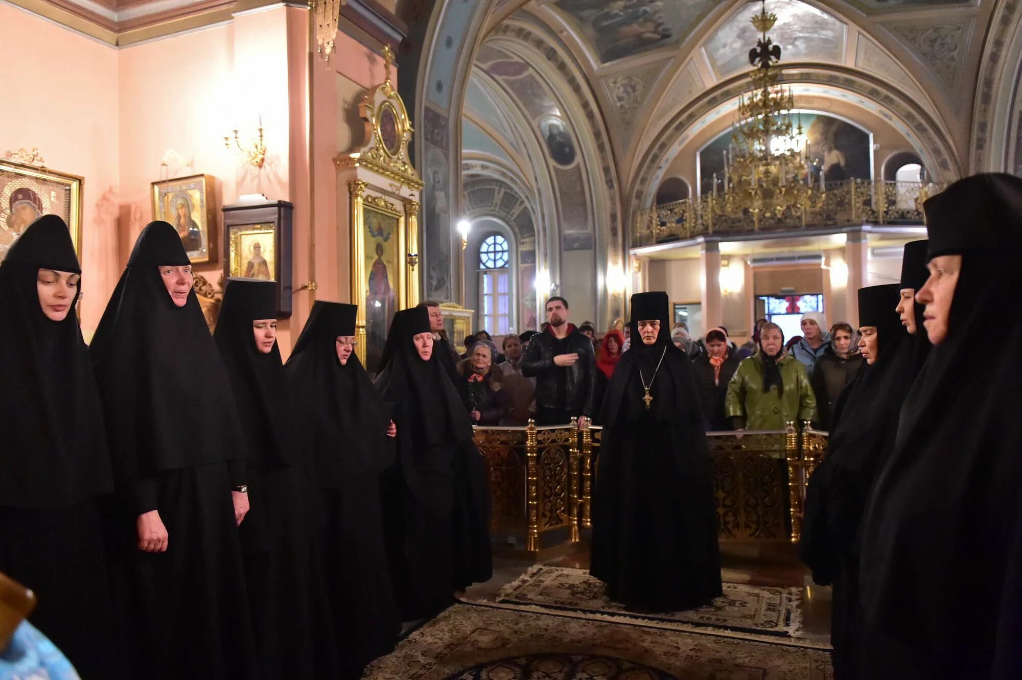 Московский ставропигиальный женский. Феофания настоятельница Покровского монастыря. Матушка Феофания Покровский монастырь. Игумения Феофания Покровский монастырь. Игумения Покровского монастыря в Москве Феофания.