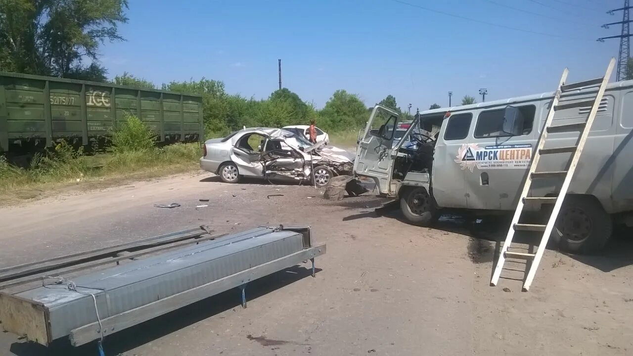 Аварии Семилукский район. Авария в Воронежской области Семилукский район. Риа воронеж происшествия новости и воронежская область