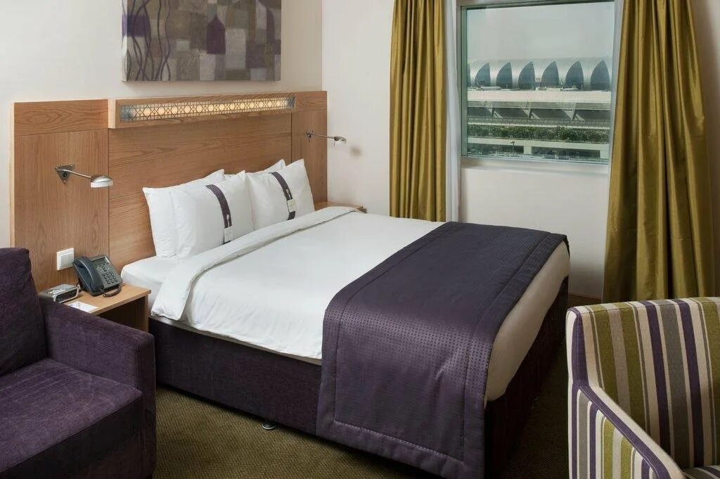 Дубай экспресс. Holiday Inn Dubai Airport. Holiday Inn Express Dubai Airport 2* Дубай. Holiday Inn Express Dubai Airport 3*. Holiday Inn Express Dubai Airport 3* (Дубаи-аэропорт).