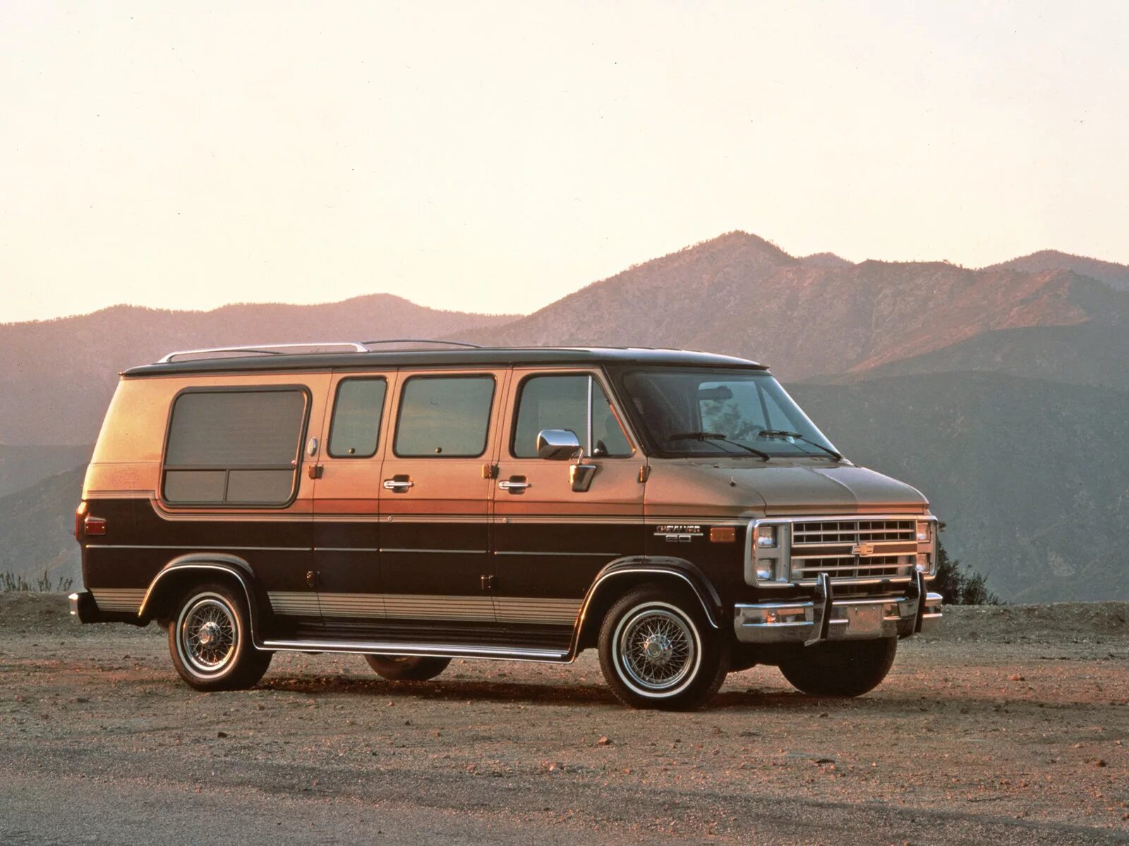 Шевроле шеви. Chevrolet van g20. Фургон Chevrolet van g20. Chevrolet Шеви Ван. Шевроле Шеви Ван 20.