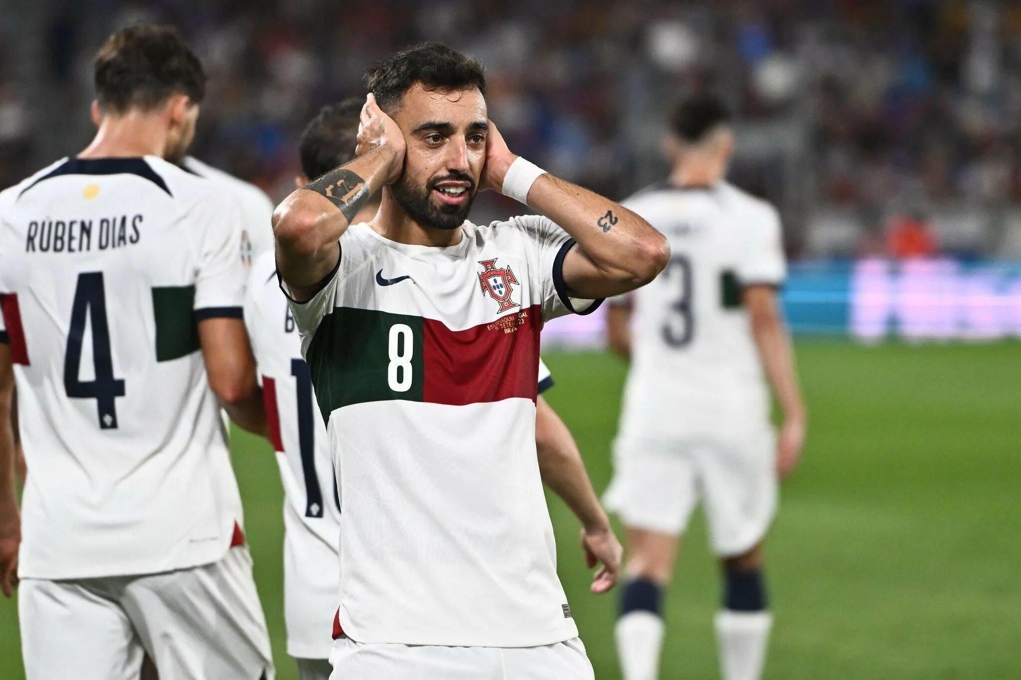 Роналду сборная. Сборная португалии. Spain portugal world cup 2030. Portuguese vs spanish. Матч португалия.