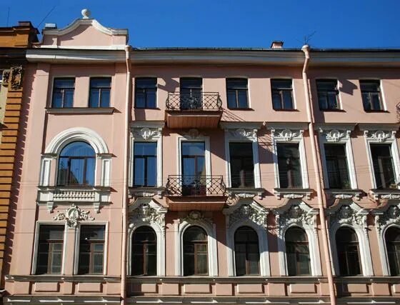 П б дом. Доходный дом парусова. введенская 17 санкт-петербург. доходный дом п.п.баринова. доходный дом парусова введенская улица витражи.