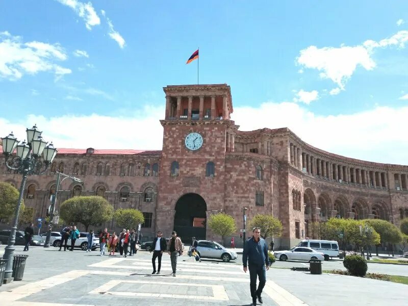 армения ереван обзорная экскурсия. арарат (город, армения). ереван новосибирск. марриотт ереван. арарат с каскада армения.