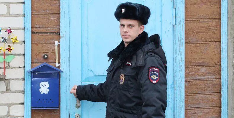 Полиция вологда. Сотрудник полиции. Отдел мвд москворечье сабурово. Участковый уполномоченный полиции москворечье-сабурово. Дежурный участковый уполномоченный полиции.