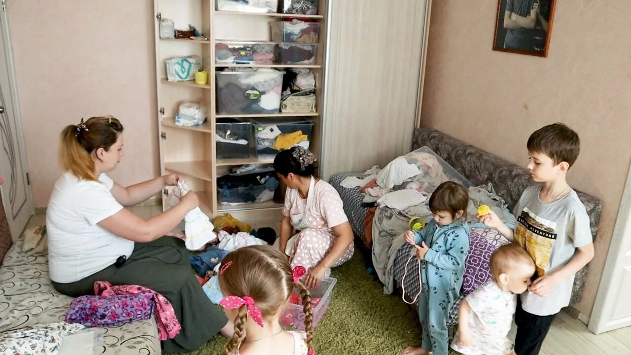 Жизнь очень многодетной мамы. Очень многодетная мама. деревенская многодетная мать ольга. деревенская жизнь многодетной мамы 11 детей. дневник многодетной мамы.