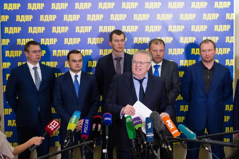 Глава партии лдпр. Лидер партии лдпр. лдпр - либерально-демократическая партия россии. партия лдпр жириновский. лдпр представители партии.