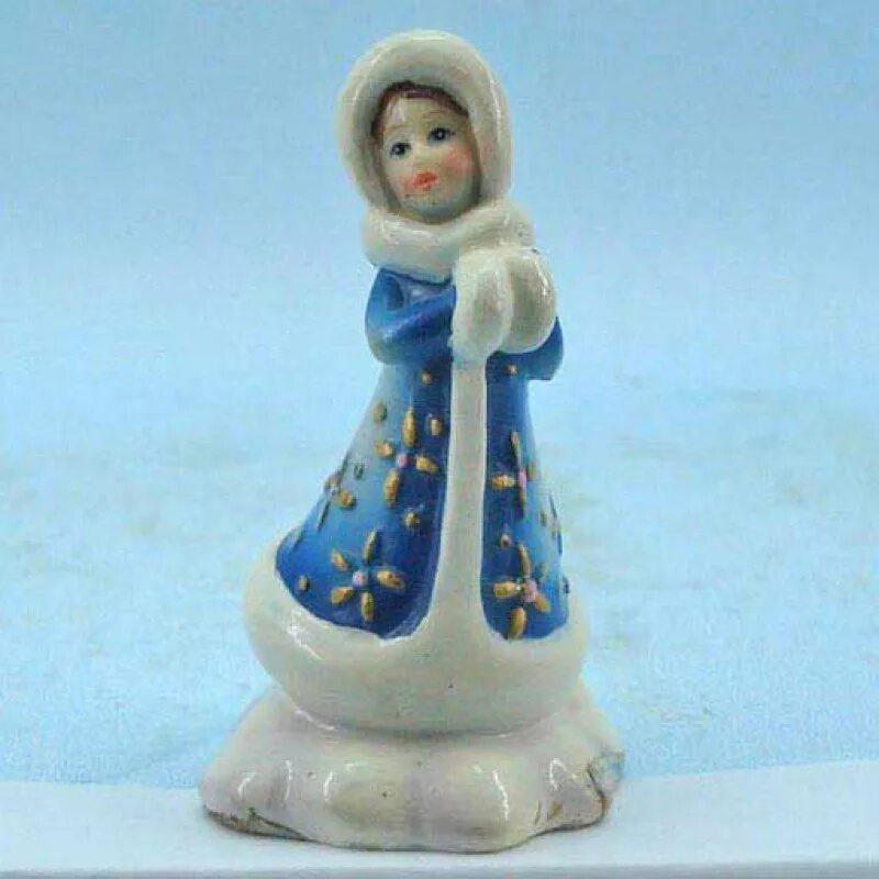 Лепка снегурочка в старшей группе. Снегурочка из пластилина. Снегурочка из пластилина пошагово для детей 4-5. Лепка снегурочки в старшей группе. Слепить снегурку.