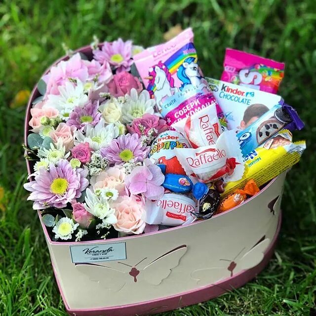 ресторан «веранда у дачи» веранда. логотип магазина цветов. меркури летняя веранда. ресторан траттория веранда. летние кафе и веранды в москве.