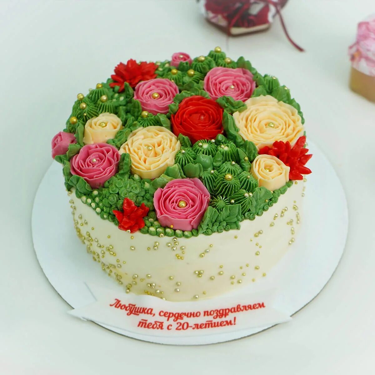 Торты на день рождения девушке 20. Торт на день рождения девушке. Тортик на день рождения девушке. Торт на день рождения девочке с цветами. Торт на день рождения 20 лет девушке.