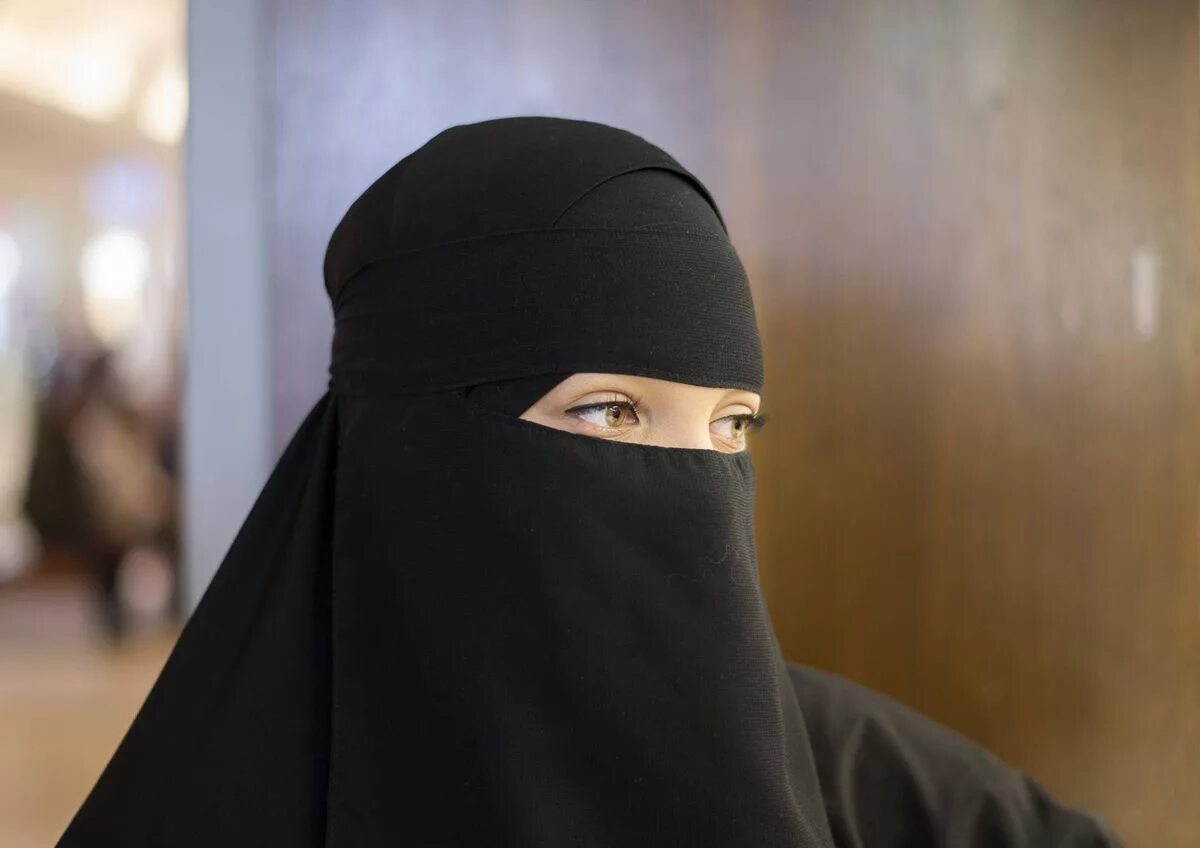 Белый никаб. Никаб чадра. Алжир никаб. Бурка паранджа никаб. Арабская мода никаб.