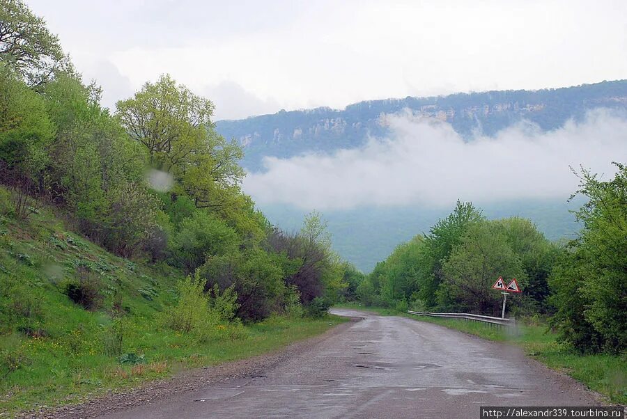 Погода поселок каменномостском. Каменномостский Кабардино-Балкария. Поселок киша Майкопский район Республика Адыгея Россия. Каменномостский климат. Село Каменномостское КБР.