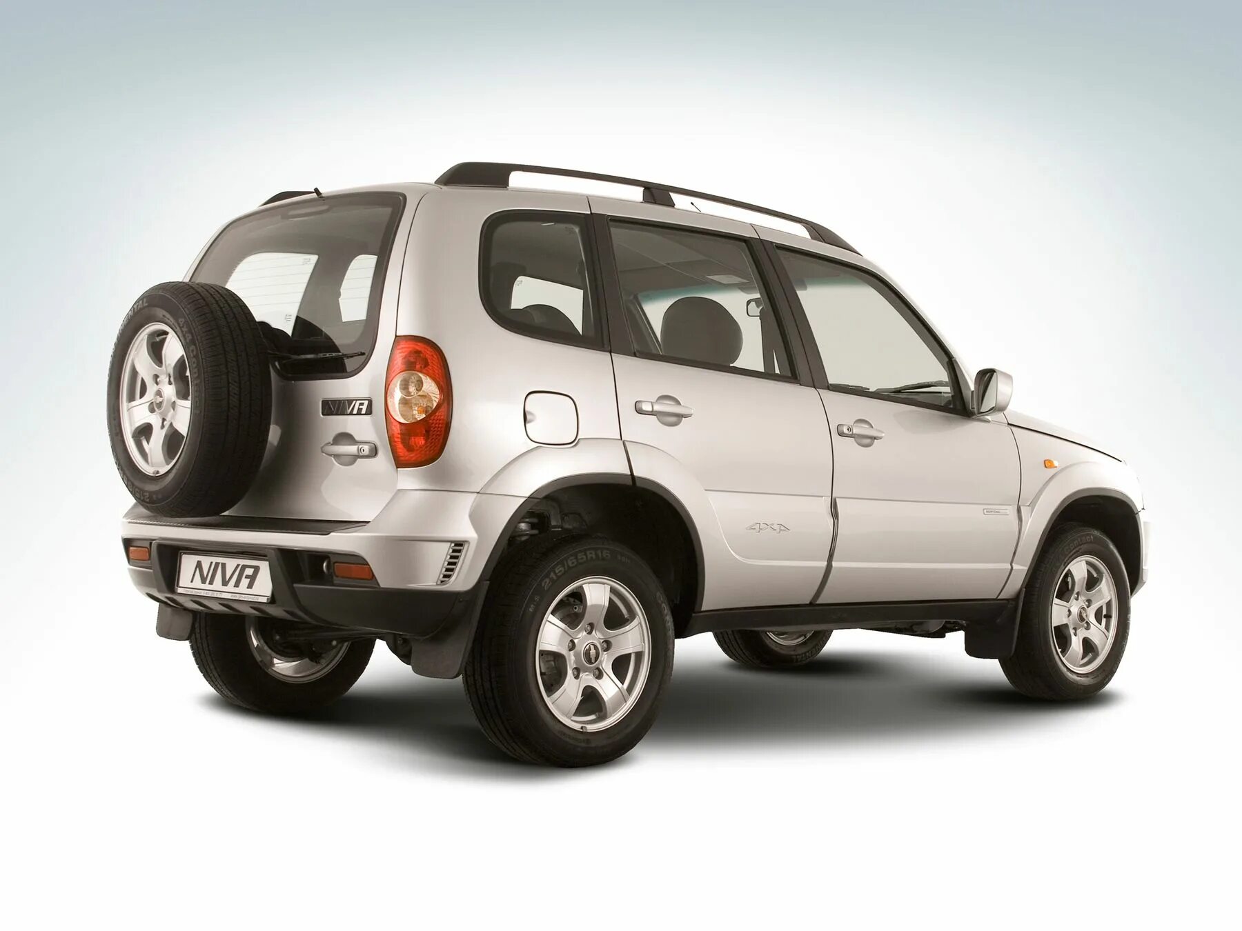 Достоинства нивы шевроле. Chevrolet niva 2123. нива шевроле 2025. chevrolet niva 2009. шевроле нива 2019.