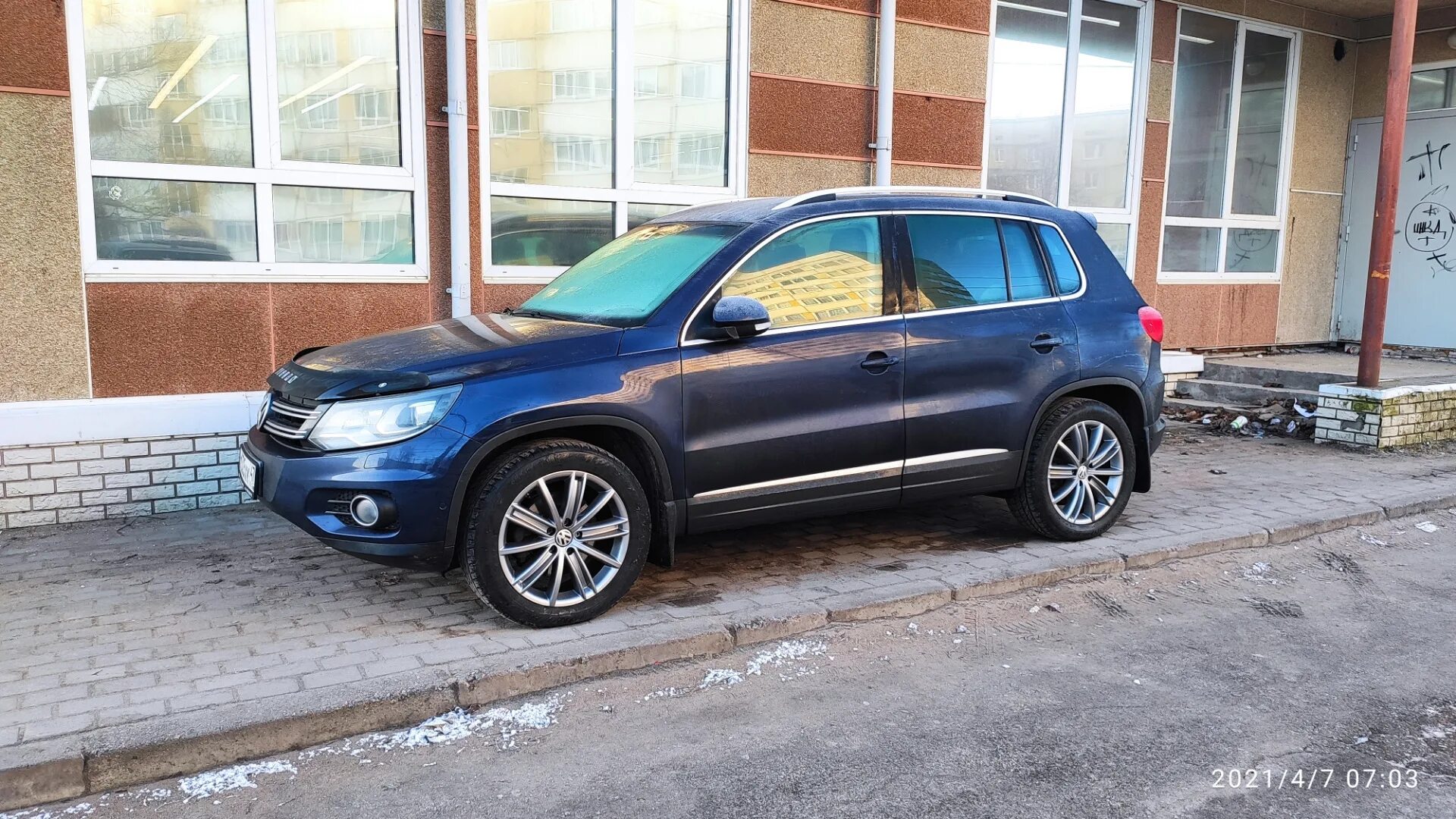Диски r18 на тигуан 1. Диски тигуан 2 r18. Tiguan 1 r18. Колеса тигуан r18. Диски r18 на тигуан 1.