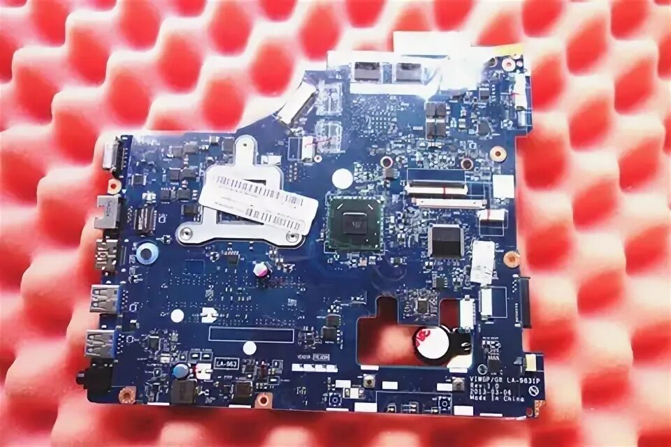 Lenovo g500s motherboard. Lenovo g500s motherboard. Hm76 материнская плата для ноутбука intel. Lenovo g500 плата. La-9632p rev 1.