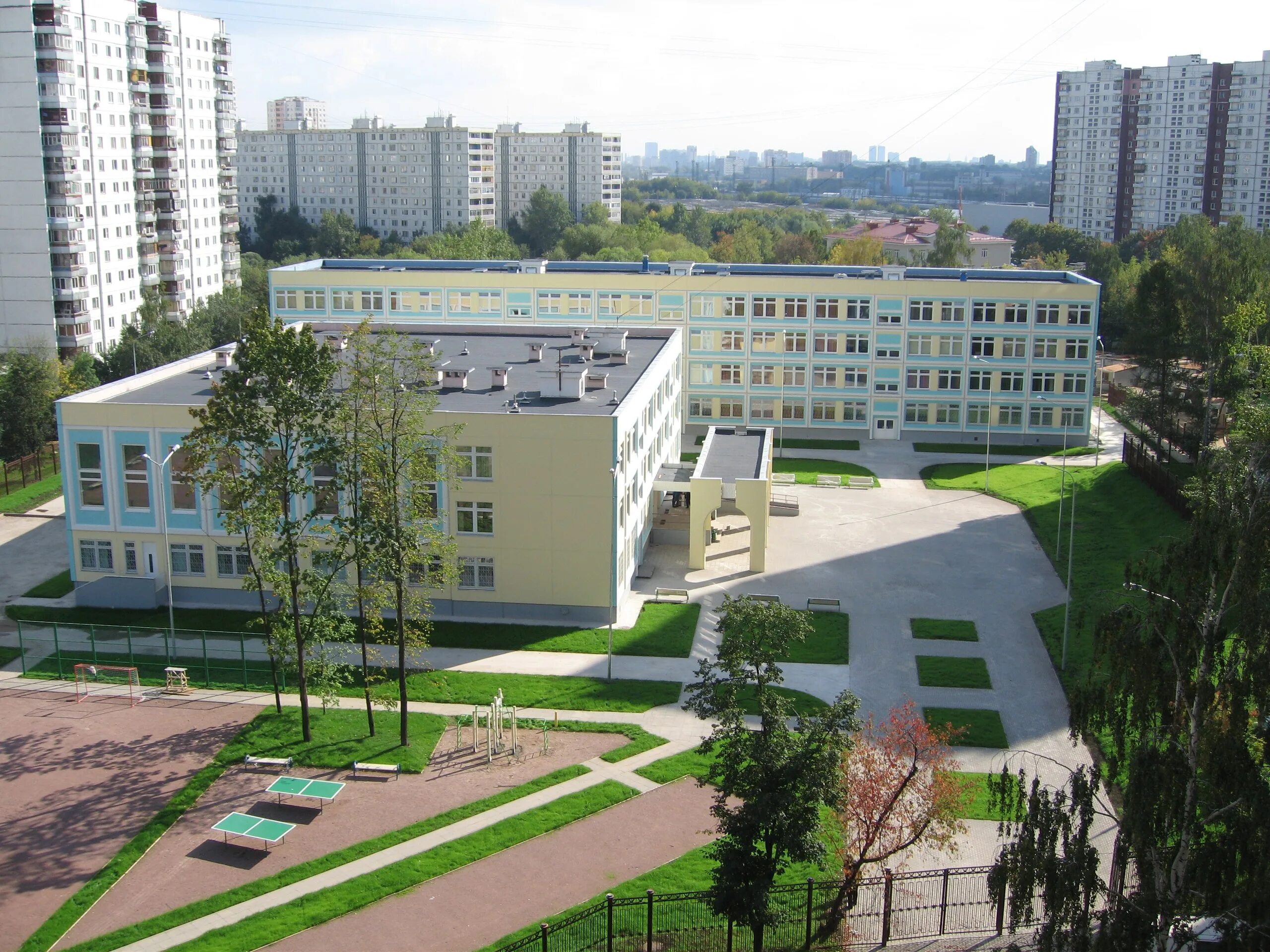 Гбоу 17 москва. Школа 2100 Дегунинская. ГБОУ школа № 2100, корпус 2 Дегунинская ул., 17а. Дегунинская 17 школа. Школа 2100 Москва Дегунинская 17а.