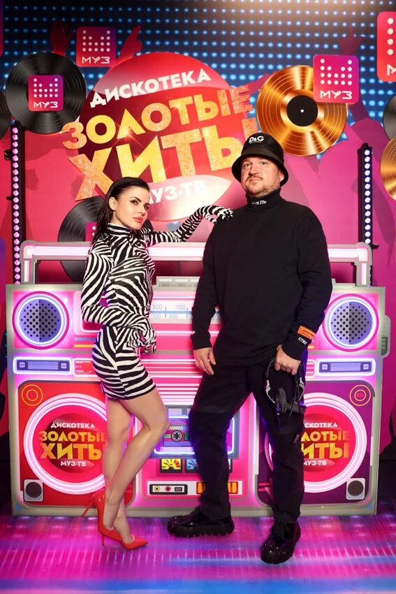 Золотой хит 2023. Золотые хиты 2023. Хиты муз тв 2023. Золотые хиты 2023. Дискотека муз тв золотые хиты 2022.