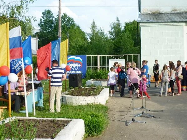 Село барятино калужская область. Калуга барятино. Барятино калужская область школа. Погода барятино калужская 10 дней. Мещовский монастырь.