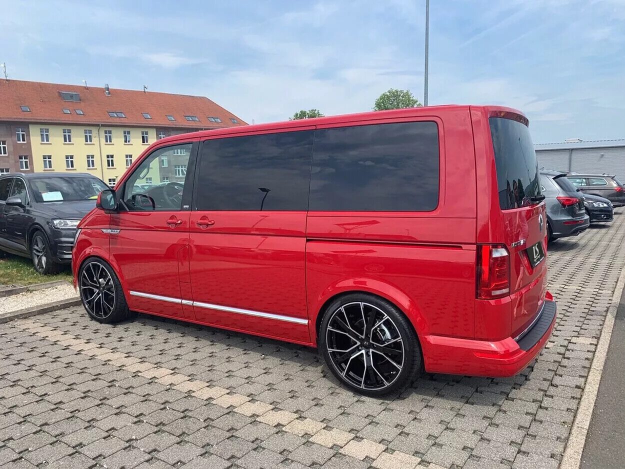 Диски транспортер т5. Диски VW Multivan t6. VW Multivan t5 r19. VW t6 r18 Multivan. VW t6 r20.