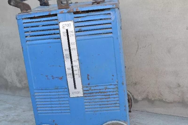 Трансформатор сварочный тдэ 252 у2. Сварочный аппарат мдм 401. Тдм 503 500а. Тдм-252у2 трансформатор сварочный. Тдм-252у2 трансформатор сварочный.