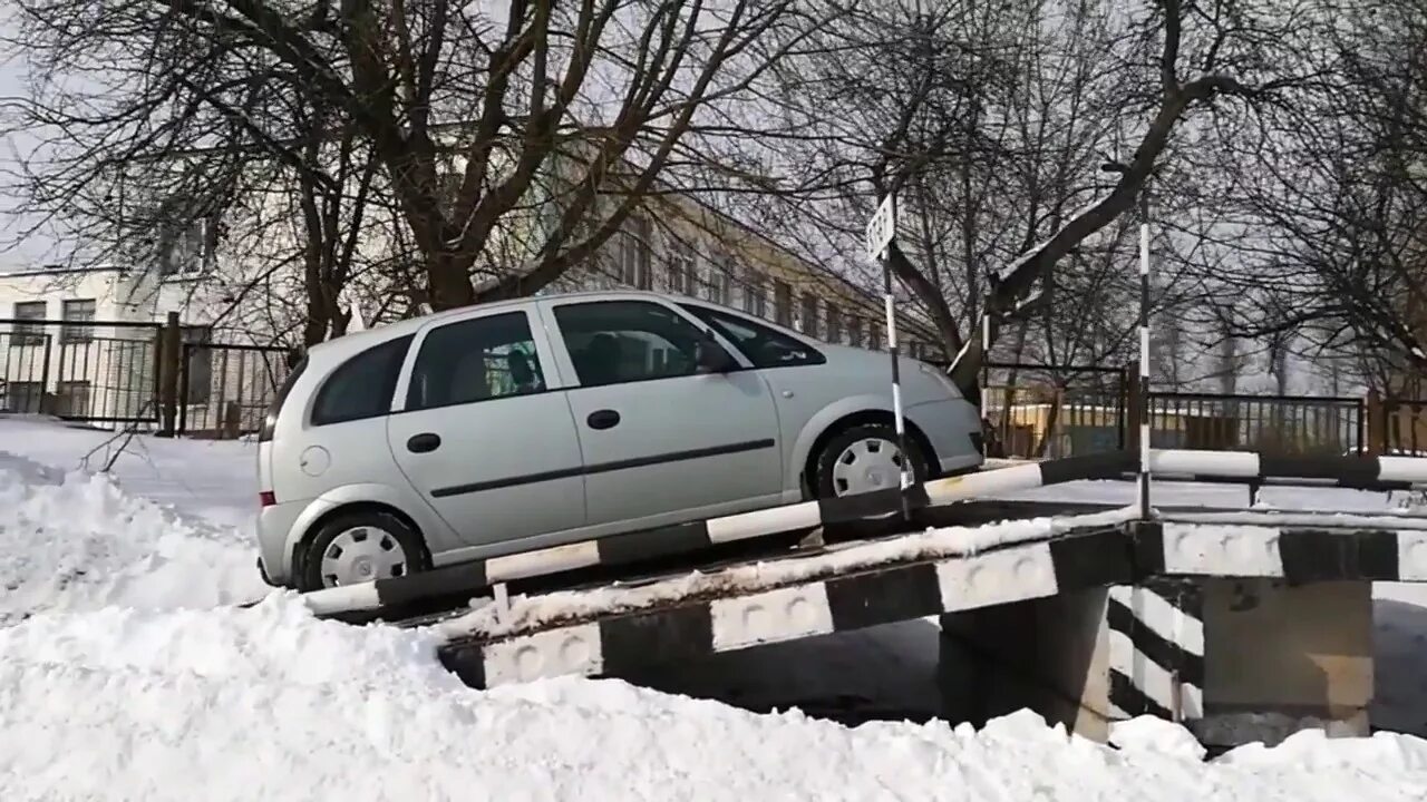 Как заезжать на эстакаду