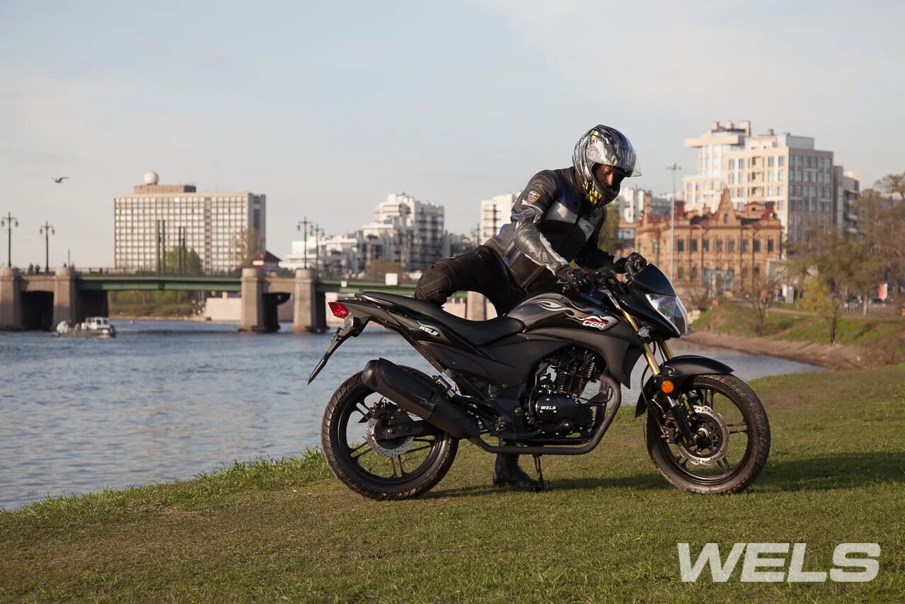 Велс фото. Wels gold classic 200cc. Wells cbr 3000. Мотоцикл wels planeta 150. Велс 300.