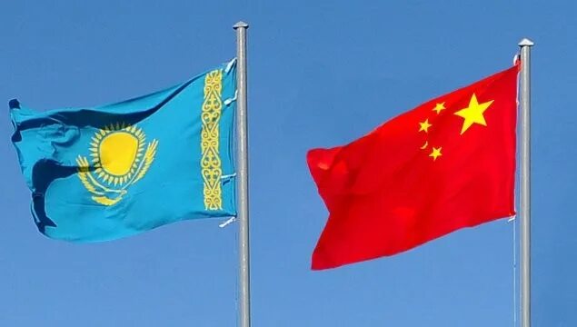 Казахстан и китай отношения. Министр иностранных дел казахстана мухтар тлеуберди. Год китая в казахстане. Год китая в казахстане. Год китая в казахстане.