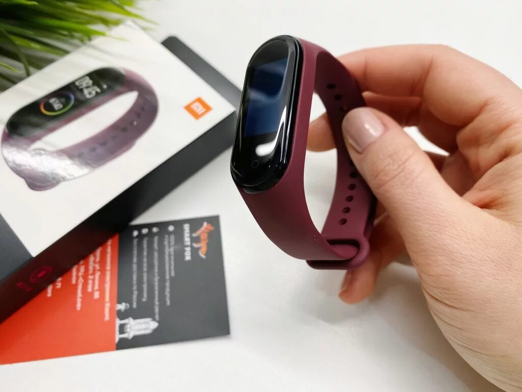 Xiaomi mi Band 4 бордовый. Xiaomi mi Smart Band 4c комплектация. Xiaomi Smart Band 4c 4pda. Xiaomi mi Band 4. Купить браслет xiaomi band 4