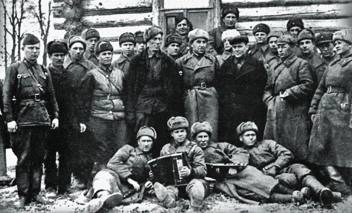 Фронтовые ансамбли. Эвакогоспиталь 3070 канаш. Чуваши вов. Чуваши 1942. Дивизии чебоксары.
