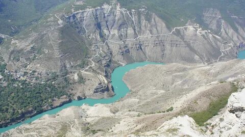 Дорога на сулакский каньон на машине