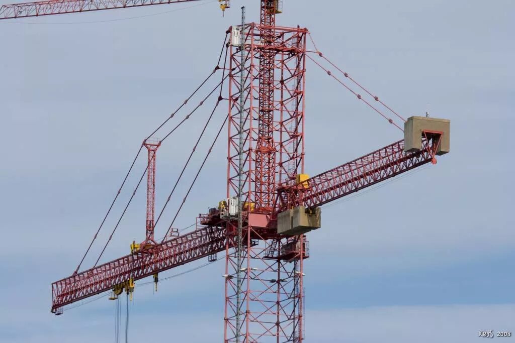 Башенный кран 200 метров. Terex comedil кабина. Liebherr 4000 hc 100. Башенный кран терекс. Большой башенный кран мире.