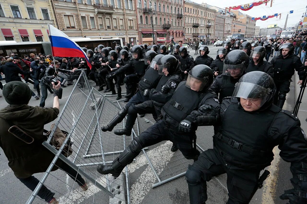 Политический митинг пример