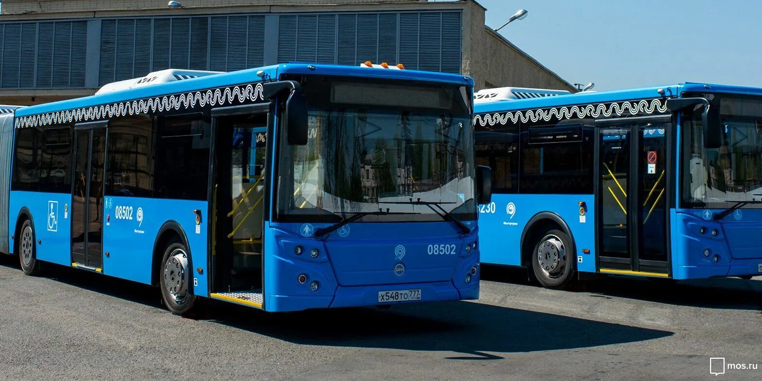 Автобус подольск плесково. Автобусы тинао. электробус жёлтый. новые автобусы в красноярске. автобус красноярск парк.