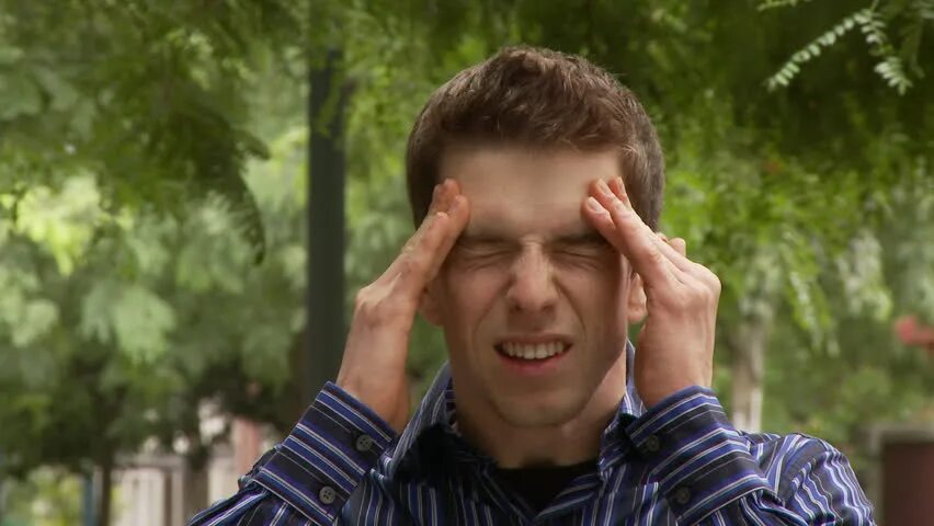 This is very very very hard. Улыбающийся и грустный мужик. very very hard men.