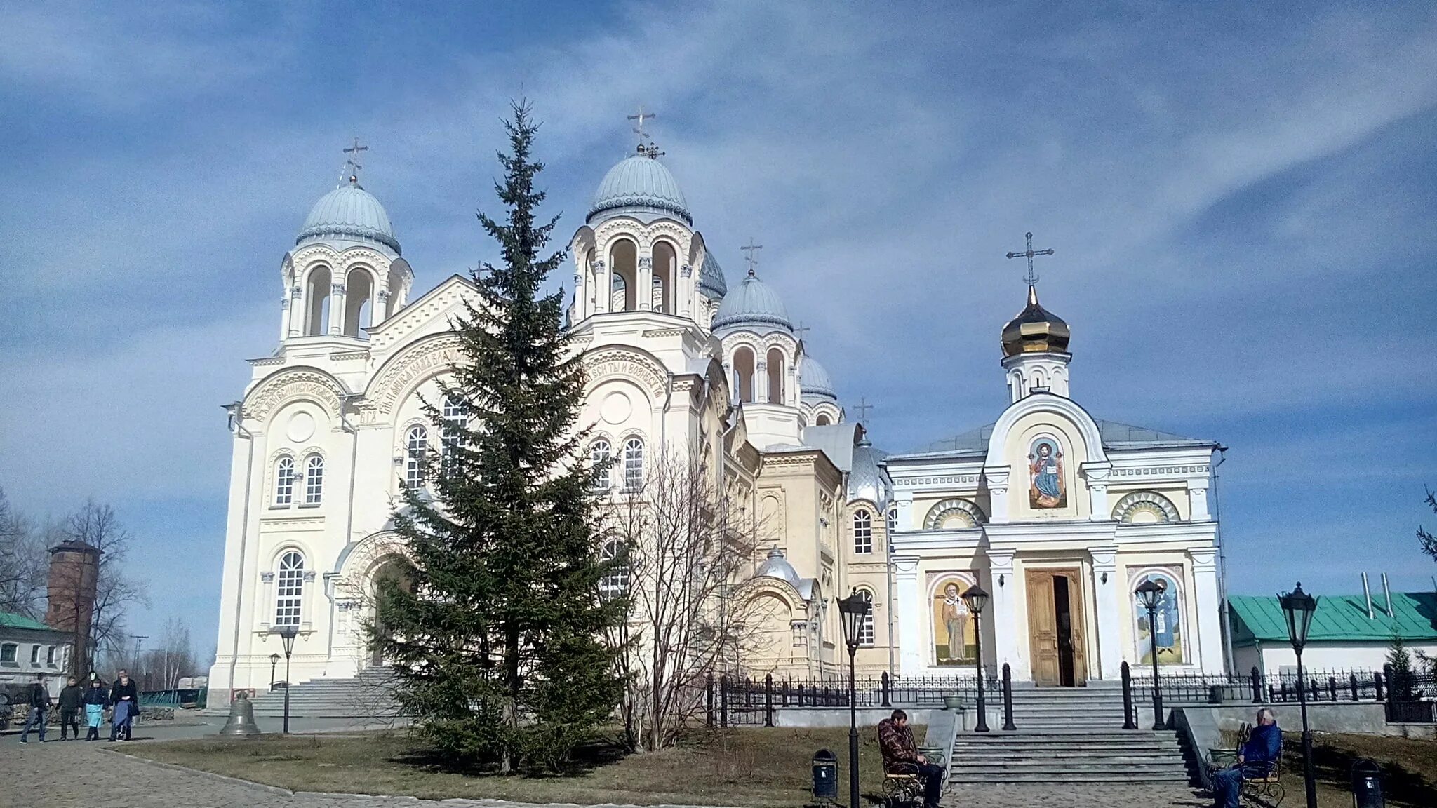 Погода в верхотурье точный прогноз на 3. Гостиница соболь верхотурье. верхотурье свердловская область. верхотурье достопримечательности. верхотурье новая площадь.