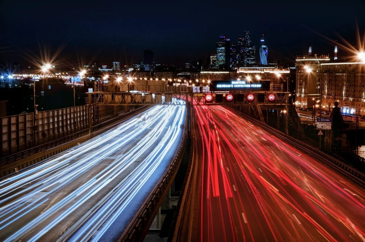 ночная дорога. черкизовская таймлапс. ночной таймлапс. выдержка для ночной съемки. ночной таймлапс.