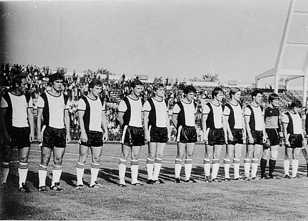 Маленький шахтер. Колмар нерюнгри гок инаглинский. Шахтер опасная профессия. Мужские профессии. Шахтер история встреч.